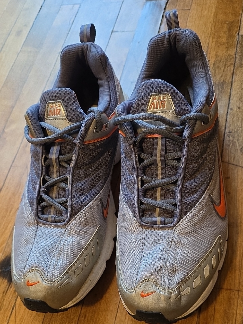 Nike Men's Gray and Orange Air Sneakers